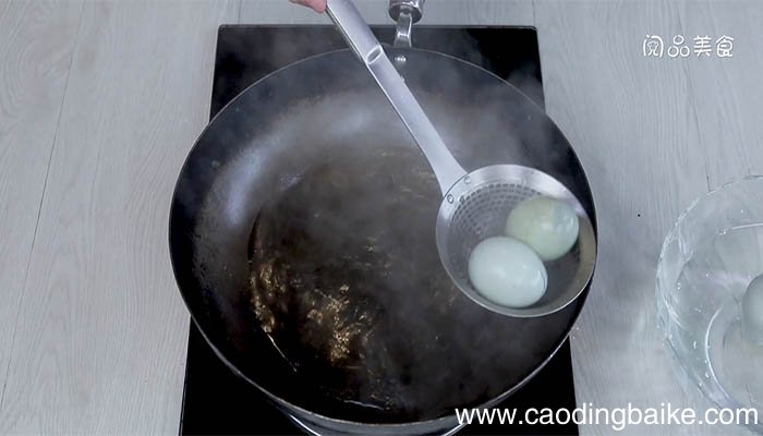 尖椒肉末炒皮蛋的做法 尖椒肉末炒皮蛋如何做