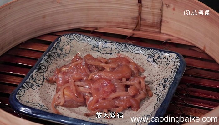 榨菜蒸鸡胸肉怎么做 榨菜蒸鸡胸肉的做法