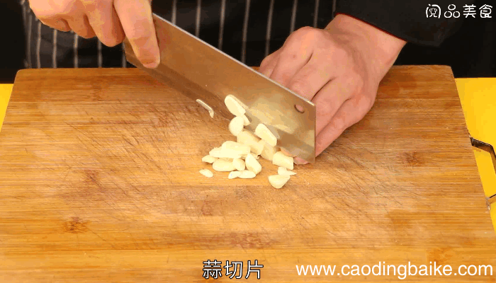 青椒炒鸭肉的做法，青椒炒鸭肉怎么做