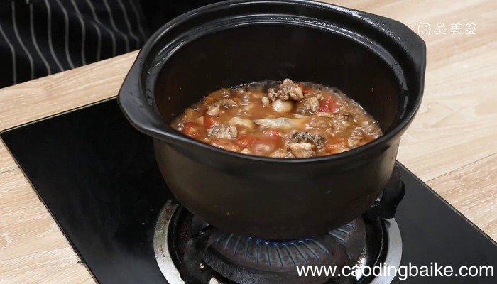 姜蒜鲍鱼鸡煲的做法 姜蒜鲍鱼鸡煲怎么做好吃