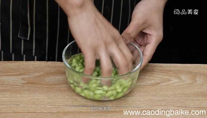 鸭血焖毛豆 鸭血焖毛豆的做法