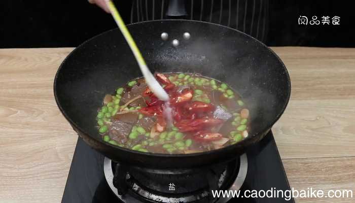 鸭血焖毛豆 鸭血焖毛豆的做法