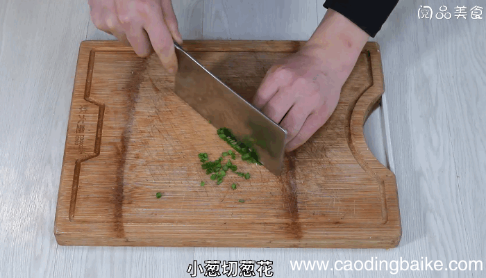 榨菜黄豆芽炒肉丁的做法，榨菜黄豆芽炒肉丁怎么做