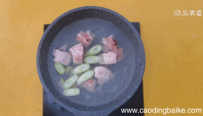 酸萝卜炖猪蹄的做法，酸萝卜炖猪蹄怎么做