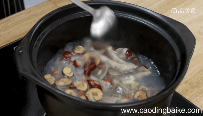 红枣鸡脚鱼肚汤的做法 红枣鸡脚鱼肚汤怎么做好吃