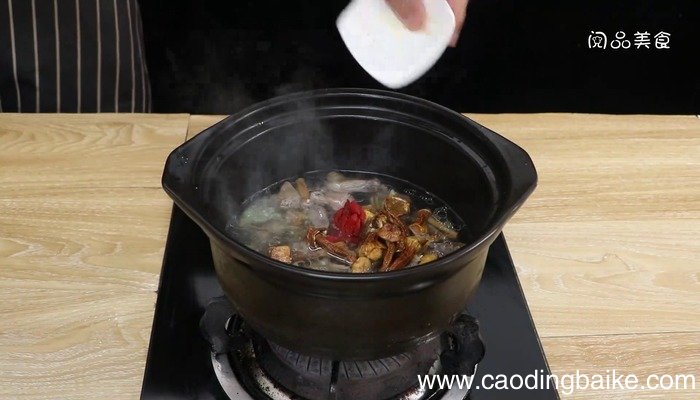 松茸鸽子汤怎么做 松茸鸽子汤怎么做好吃