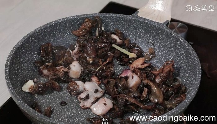 梅干菜炒五花肉的做法 梅干菜炒五花肉怎么做