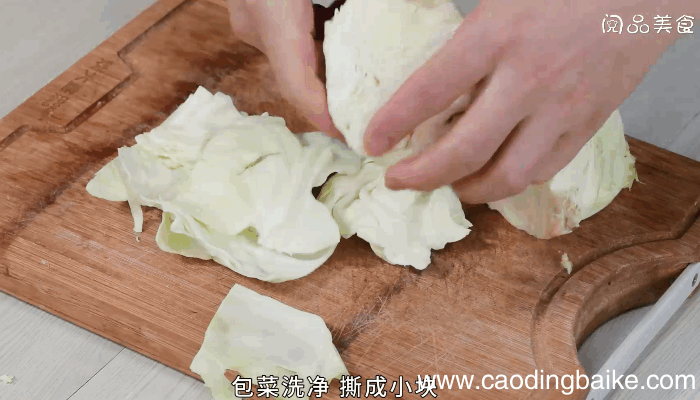 油豆腐炒包菜的做法，油豆腐炒包菜怎么做
