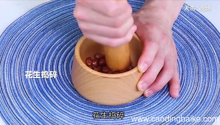 鸡丝凉面怎么做 鸡丝凉面