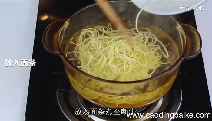 鸡丝凉面怎么做 鸡丝凉面