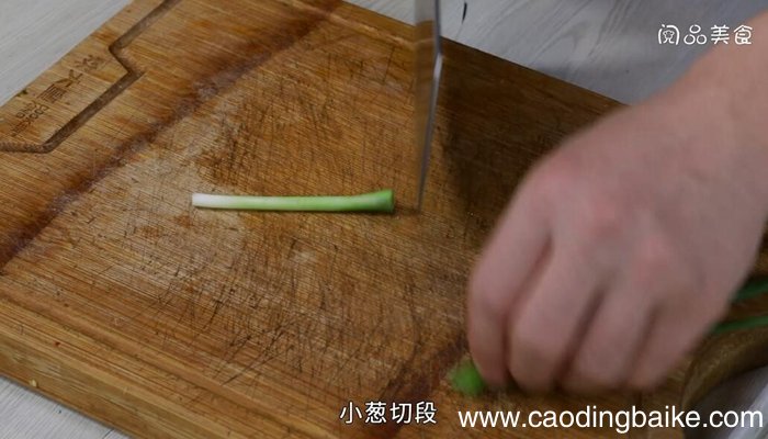 猪皮炒酸菜的做法 猪皮炒酸菜怎么做