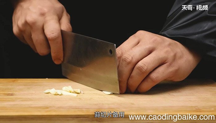五香凤爪的做法 五香凤爪怎么做