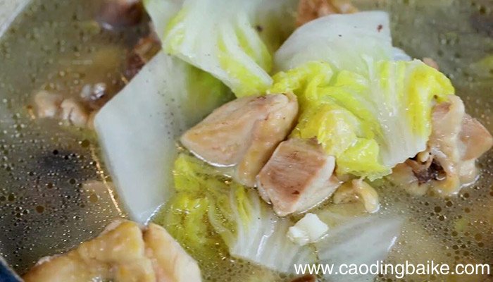 白菜炖鸡块的做法 白菜炖鸡块怎么做