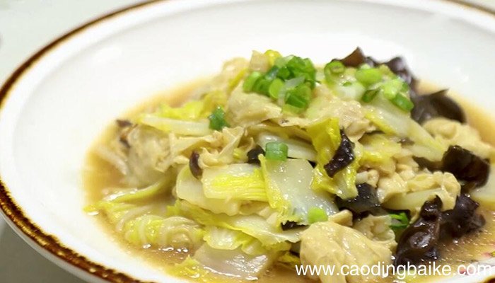 白菜木耳豆皮怎么炒 白菜木耳豆皮的做法