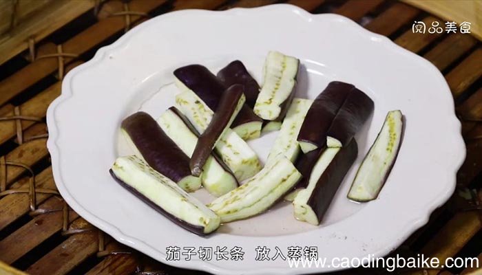 茄子拌鸡丝的做法 茄子拌鸡丝