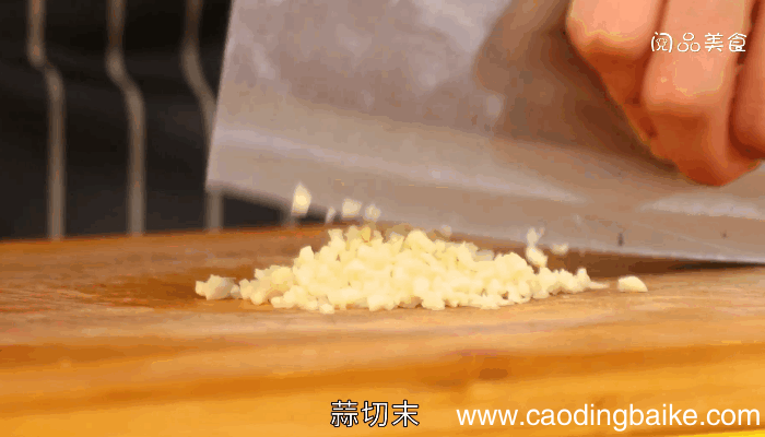 蒜蓉酸辣鸡爪的做法，蒜蓉酸辣鸡爪怎么做