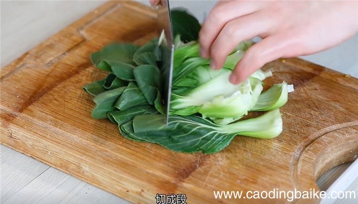 西红柿炒油菜怎么做 西红柿炒油菜的做法