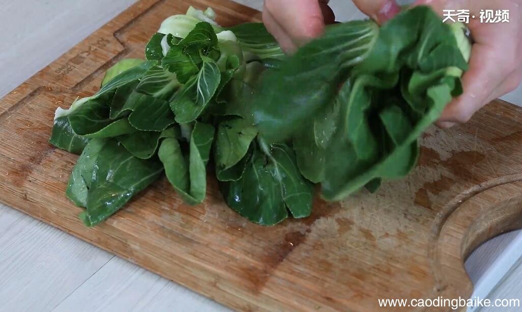 豆瓣小白菜怎么炒 豆瓣小白菜的做法