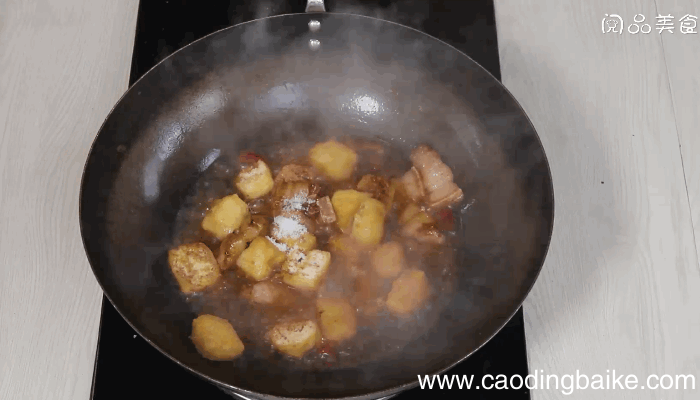油豆腐烧肉的做法，油豆腐烧肉怎么做