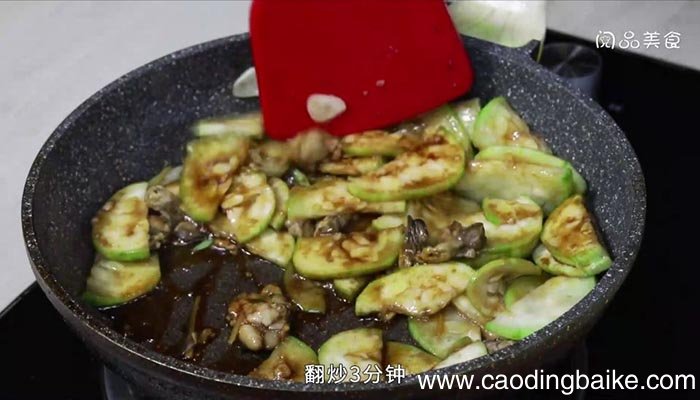 丝瓜炒海蛎子 丝瓜炒海蛎子的做法