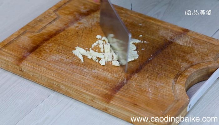 手撕鸡腿肉凉拌的做法手撕鸡腿肉凉拌怎么做
