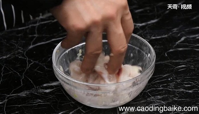 蛋黄鱼片的做法 怎么做蛋黄鱼片
