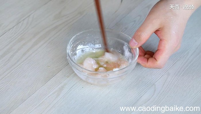 荸荠炒黄瓜的正确吃法 荸荠炒黄瓜的做法