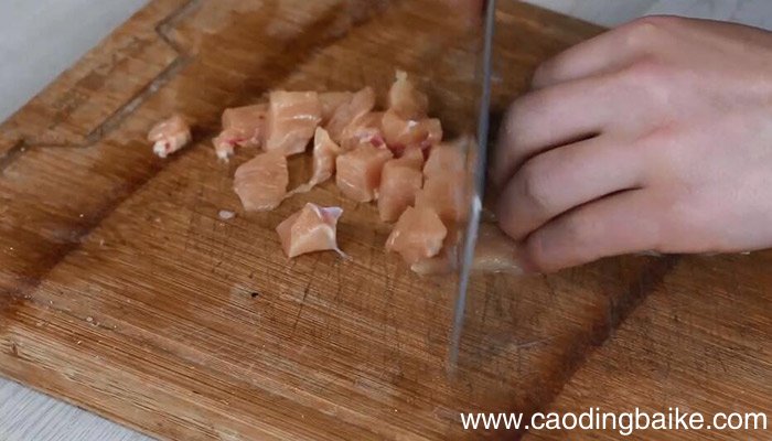 白果炒鸡丁的做法 白果炒鸡丁怎么做