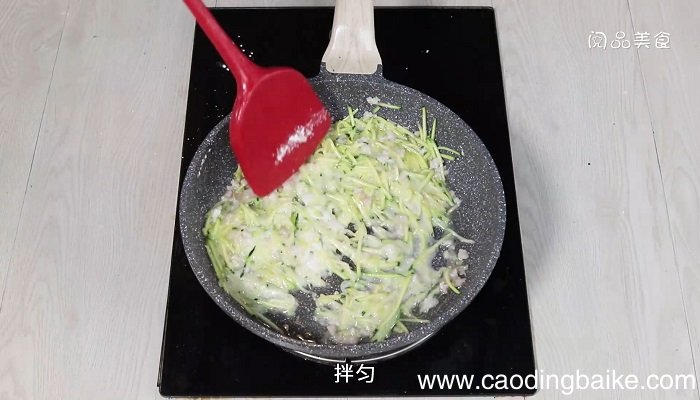 嫩南瓜酿彩椒怎么做嫩南瓜酿彩椒的做法