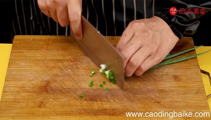 香菇毛豆炒肉的做法 香菇毛豆炒肉怎么做