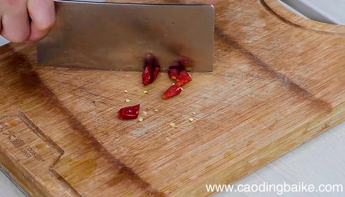 豆芽海带怎么炒好吃 豆芽海带的做法