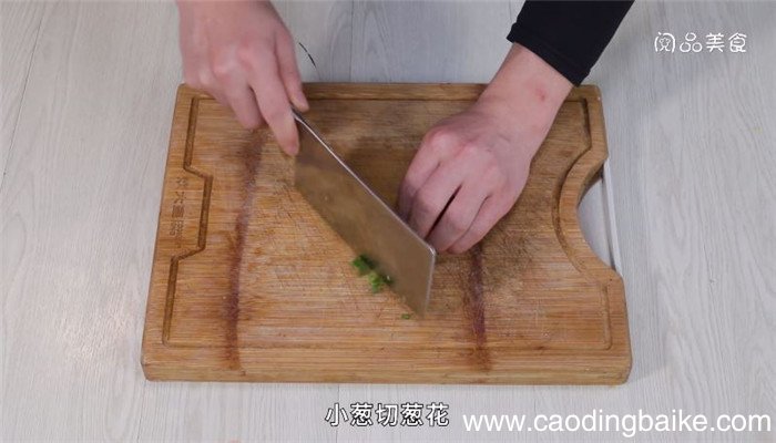 皮蛋瘦肉土豆粥的做法 皮蛋瘦肉土豆粥怎么做