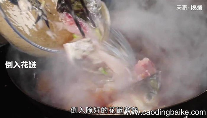 麻辣肥肠鱼怎么做 麻辣肥肠鱼
