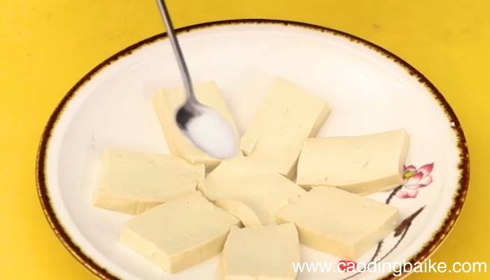 茄子蒸豆腐怎么做茄子蒸豆腐的做法
