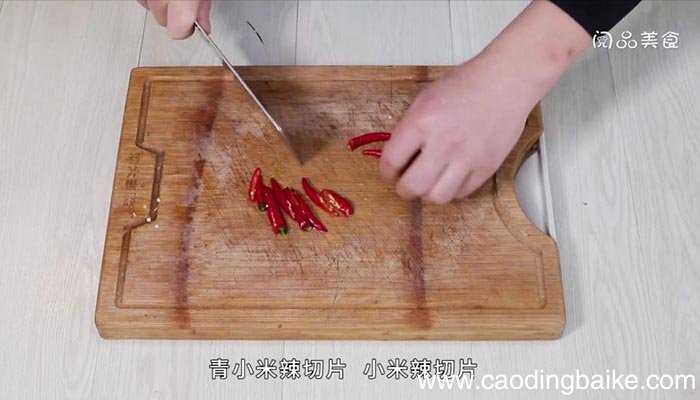 小辣椒炒肉丝的做法 小辣椒炒肉丝