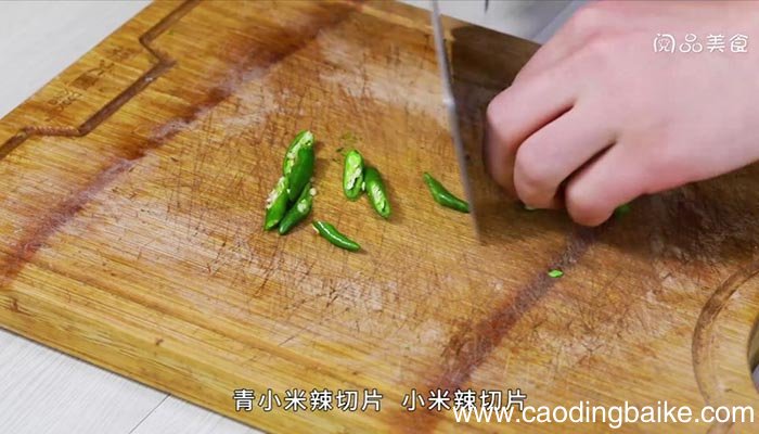小辣椒炒肉丝的做法 小辣椒炒肉丝