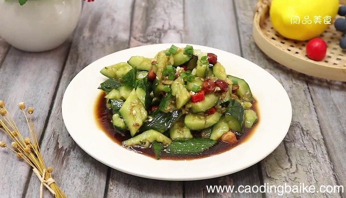 刀拍凉拌黄瓜怎么做好吃 刀拍凉拌黄瓜的做法