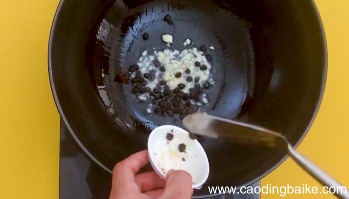 茄子豆角苦瓜怎么炒 茄子豆角苦瓜的做法
