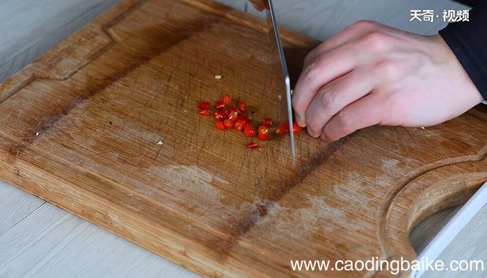 生菜拌馓子的做法 生菜拌馓子怎么做