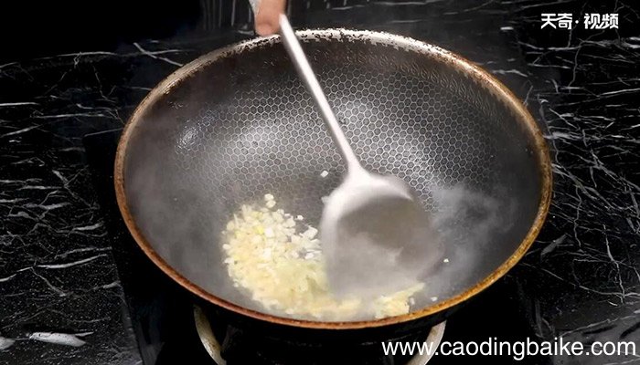 手撕泥鳅鱼的做法 手撕泥鳅鱼怎么做
