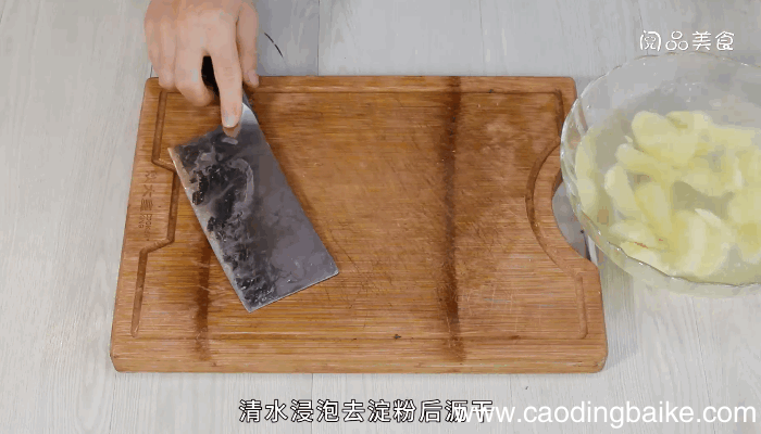 肋排烧土豆的做法，肋排烧土豆，肋排烧土豆怎么做