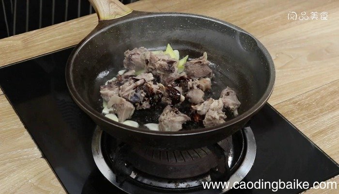 大鹅炖萝卜的做法 大鹅炖萝卜怎么做好吃