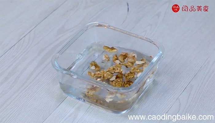 西兰花炒核桃仁怎么炒 西兰花炒核桃仁怎么做