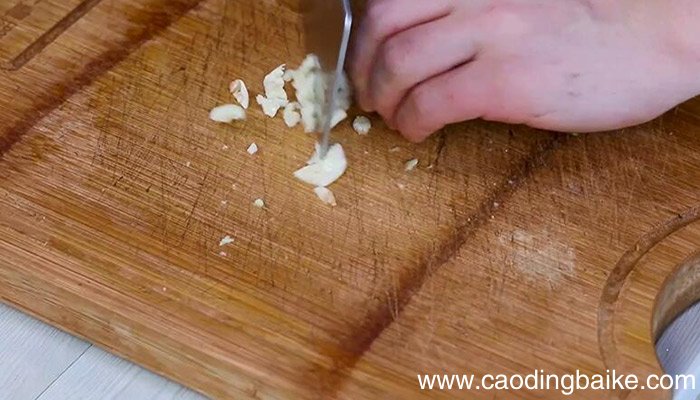 豆干炒肉丁的做法 豆干炒肉丁怎么做