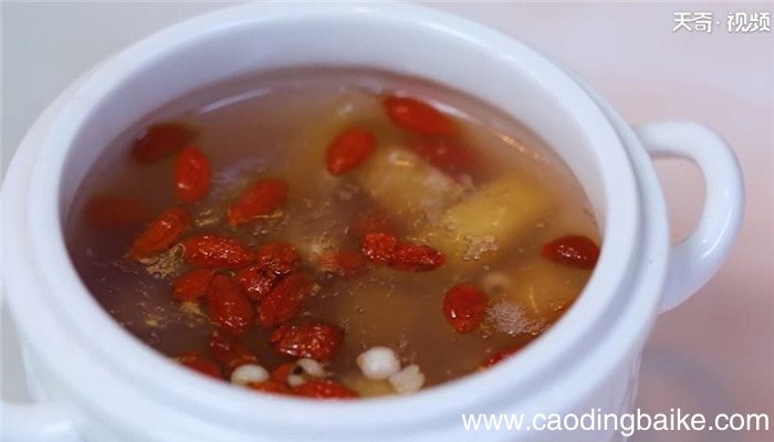 枸杞薏仁水果羹怎么做 枸杞薏仁水果羹的做法