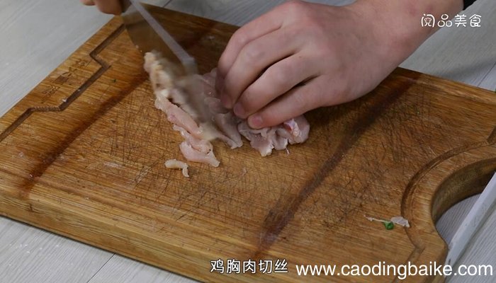 鸡肉炒茭白的做法 鸡肉炒茭白怎么做