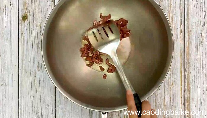 豆角蒸面条三不粘的做法 豆角蒸面条三不沾怎么做