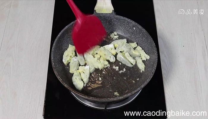 圆白菜炒实蛋 圆白菜炒实蛋的做法