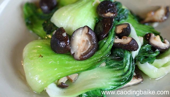 干香菇炒青菜怎么做 干香菇炒青菜的做法
