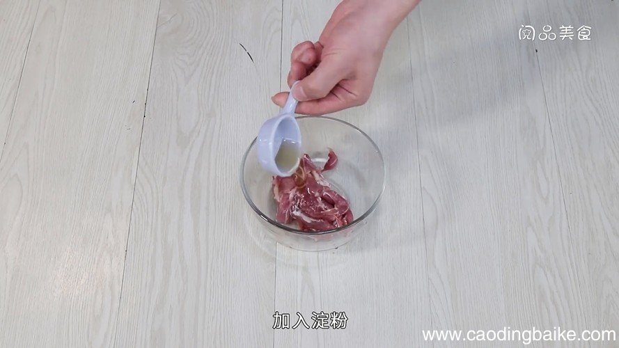 茄子青椒炒肉的做法 茄子青椒炒肉怎么做